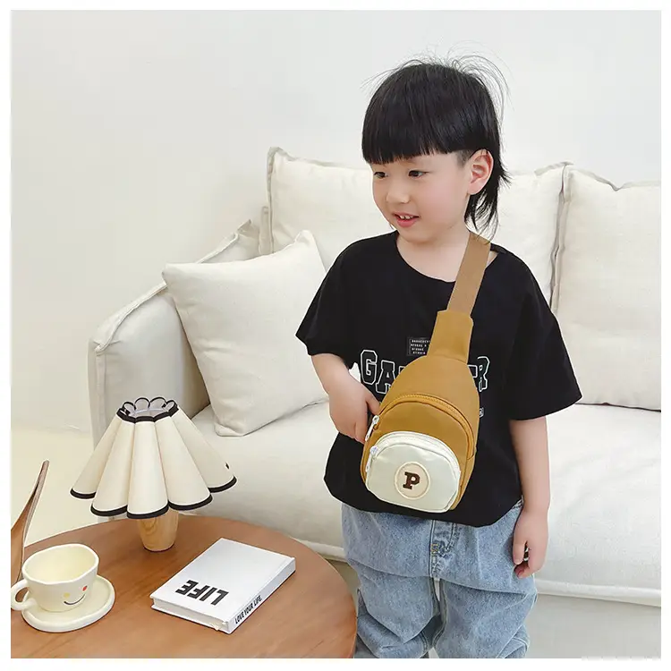 Kids Coin Purse Black White Letters Crossbody Bag — feature 22