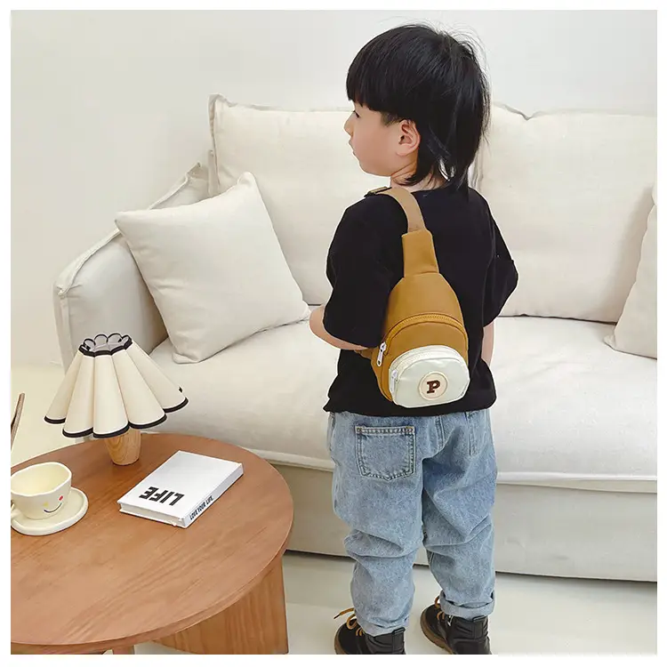 Kids Coin Purse Black White Letters Crossbody Bag — feature 23