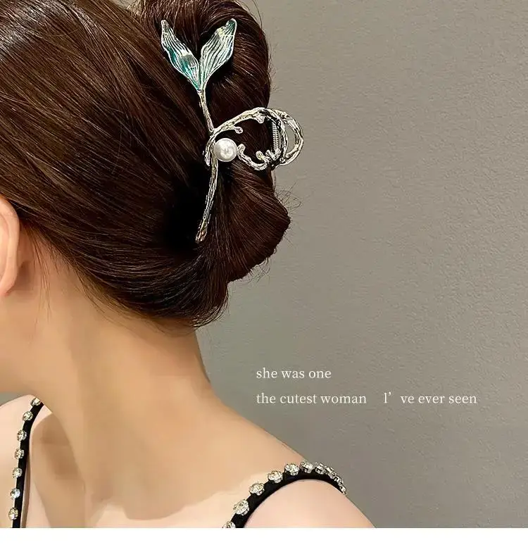 Pearl Shark Hair Clip Large 13cm Women's Headwear — feature 1