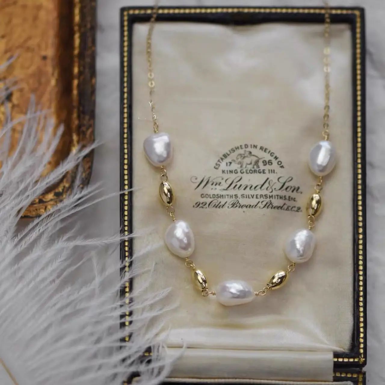 Small Gold Pearl Clavicle Necklace for Women - Image 2