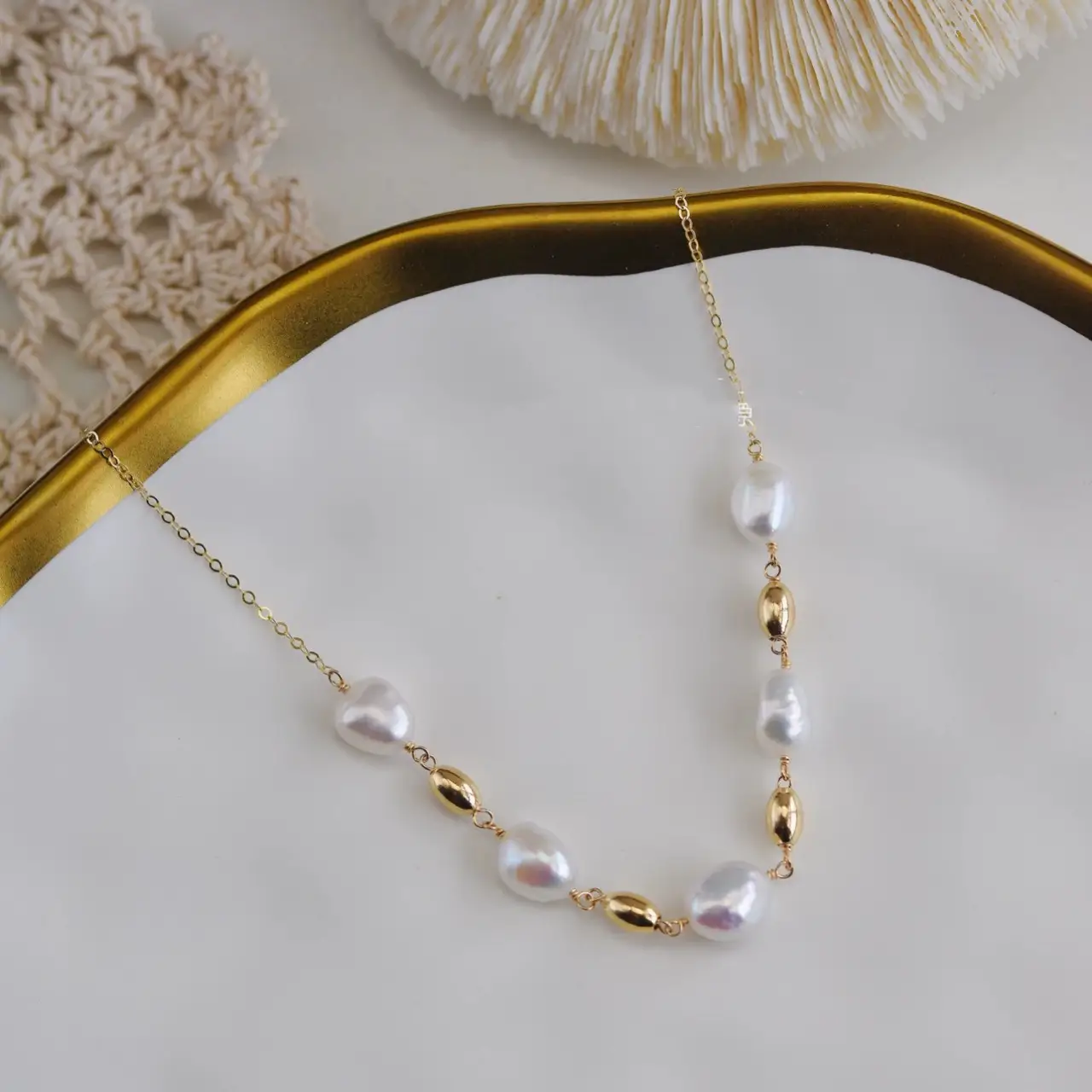 Small Gold Pearl Clavicle Necklace for Women - Image 3