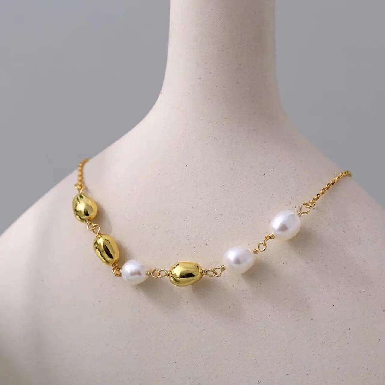 Japanese Korean Style Pearl Necklace 14K Gold Bean Chain