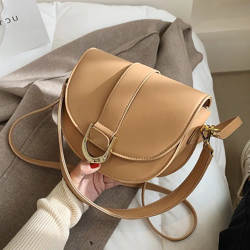 White High-End Western Messenger Bag for Women 2023 - Image 8