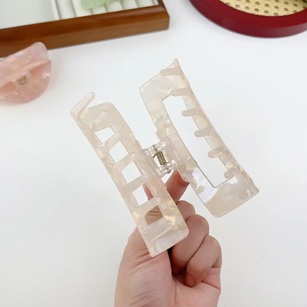 South Korea Dongdaemun New Hairpin Female Ins Acrylic High Sense Back Head Updo Shark Clip Simple Grip - Image 50