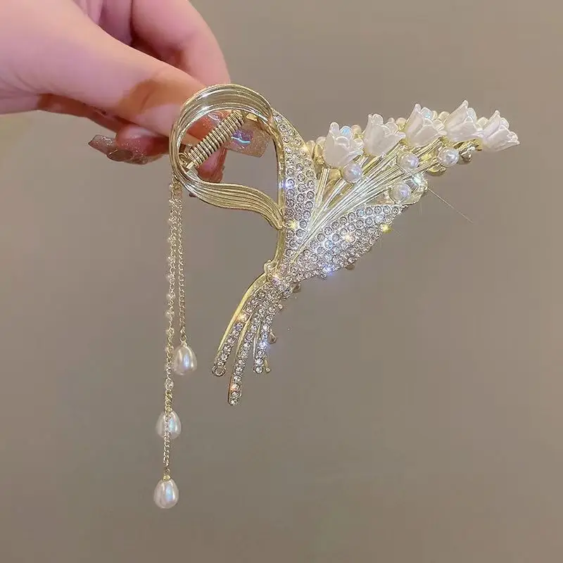 Pink Pearl Hair Clip with Gold Tassels