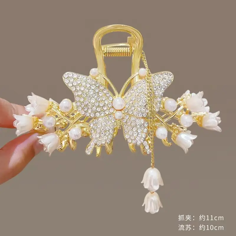 Pink Pearl Hair Clip with Gold Tassels