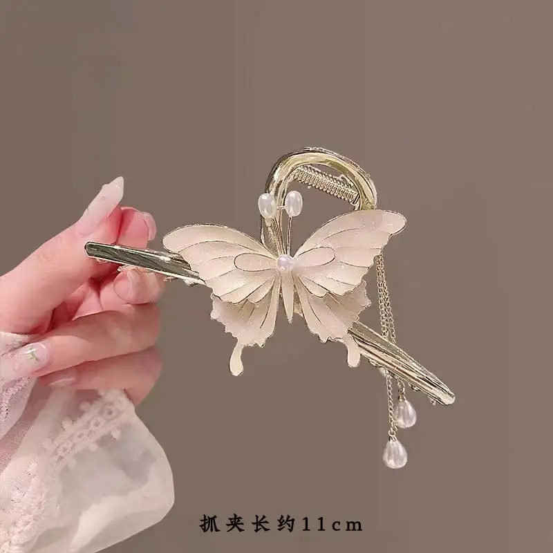 Pink Pearl Hair Clip with Gold Tassels