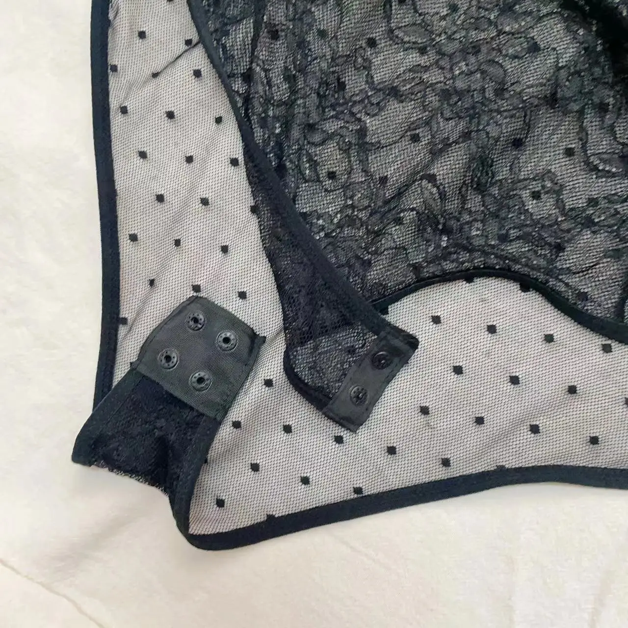 Black Lace Vest Suspenders Single Layer Transparent — feature 5