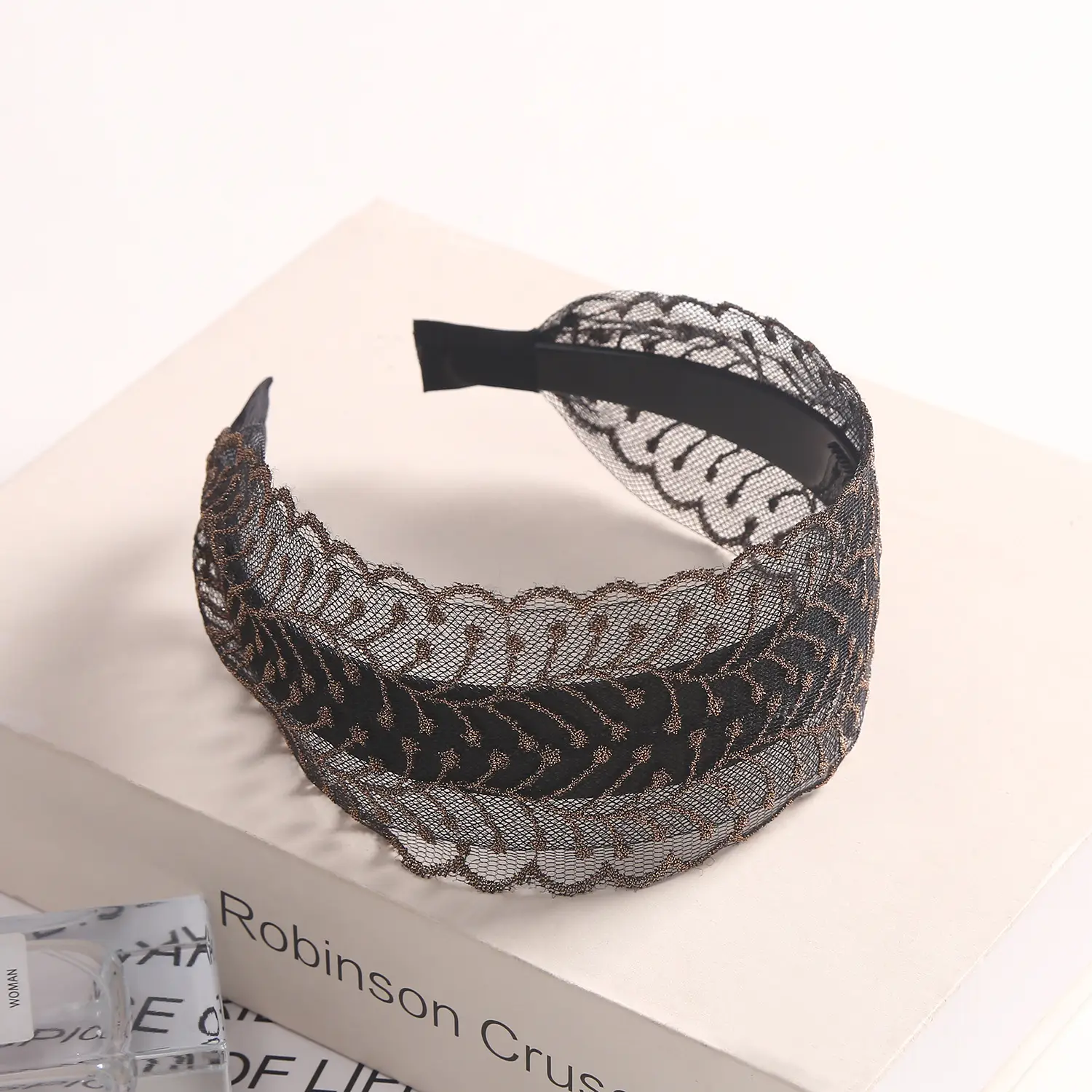 Embroidered Lace Hair Band with Inner Teeth — feature 10