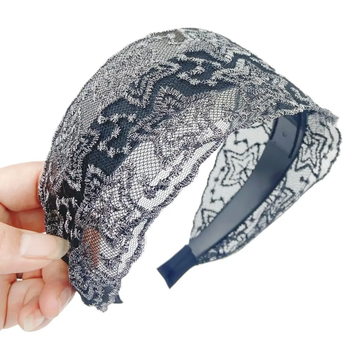 Embroidered Lace Hair Band with Inner Teeth - Image 9