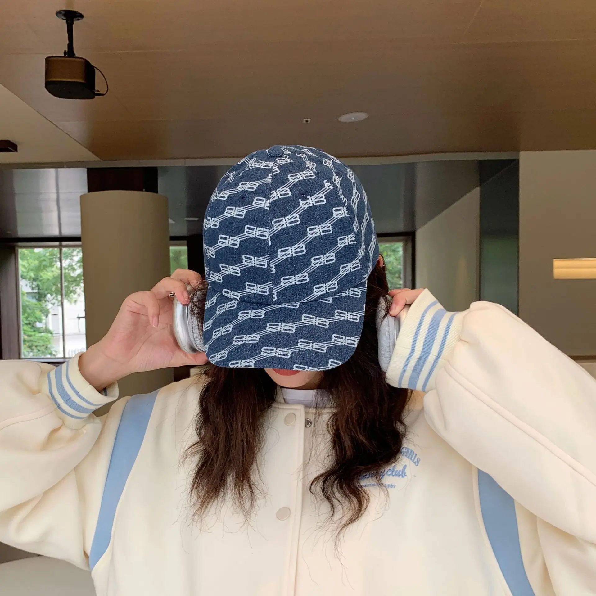 Women Blue Letter Cap Camera Friendly Casual Wear - Image 3
