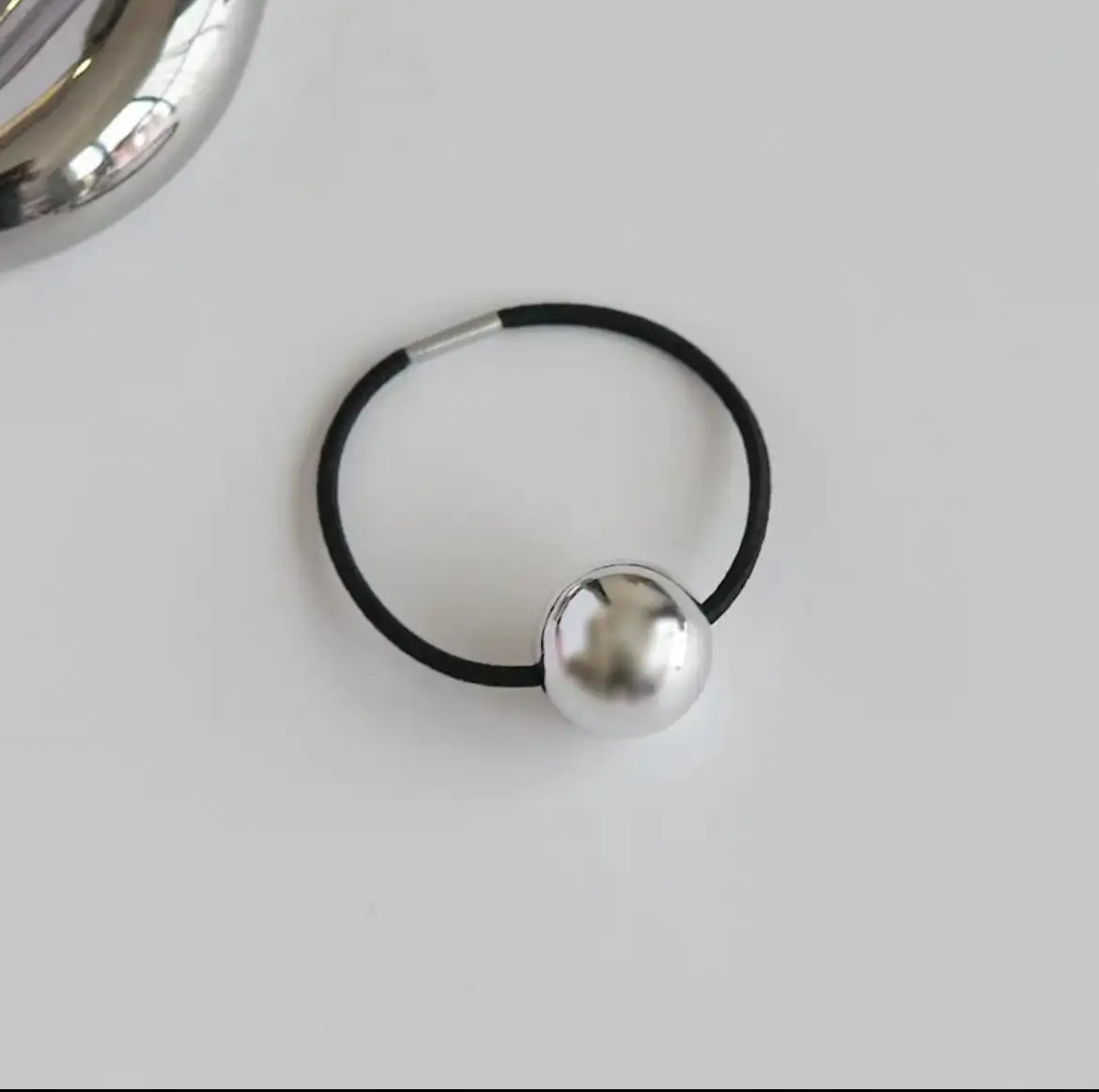 Pearl Headband for Girls Hair Ring Low Pony Tail - Image 2