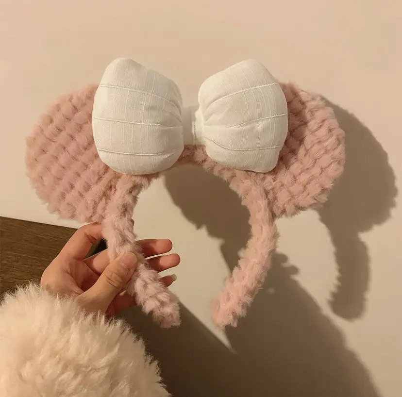Women's Bow Shirts Hair Band Plush Cartoon Face Wash - Image 2