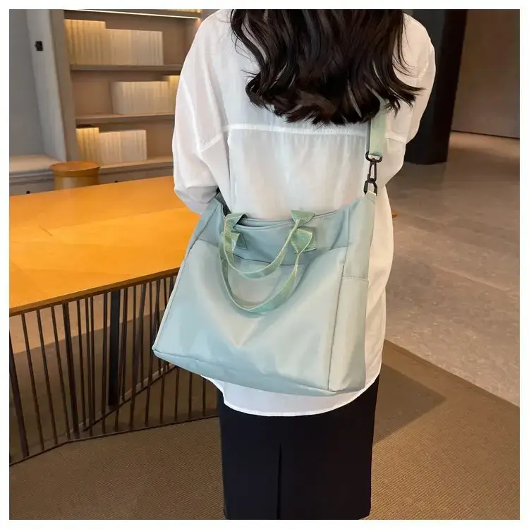 Women's Pink Large Capacity Shoulder Bag — feature 9