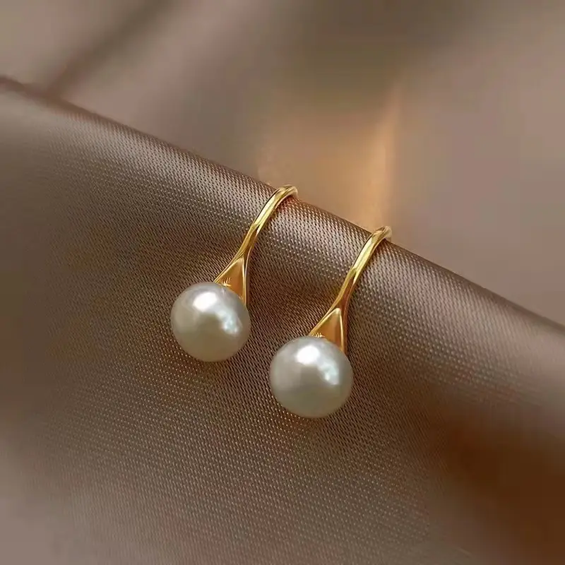 Natural Freshwater Pearl Earrings for Women