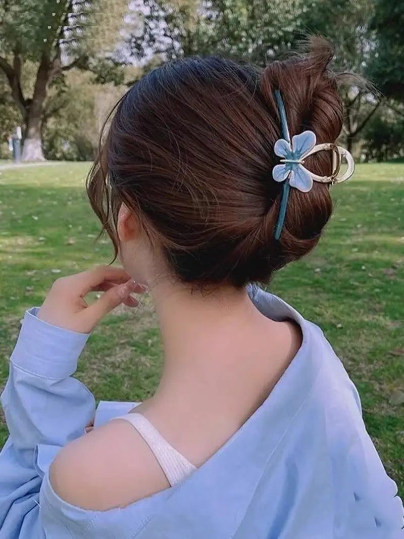 Advanced Hair Claw Clip for Women with Elegant Bowknot Design — feature 42