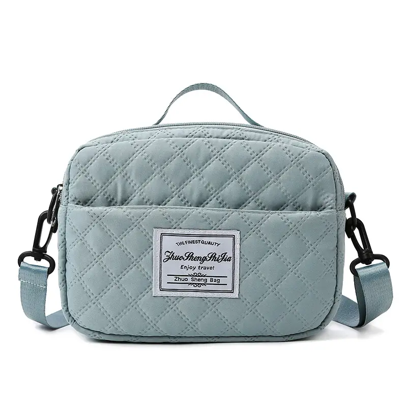 White Quilted Gym Bag Large Capacity Shoulder Boarding Bag - Image 7