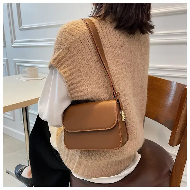 Brown Square Crossbody Bag for Women 2023 — feature 1