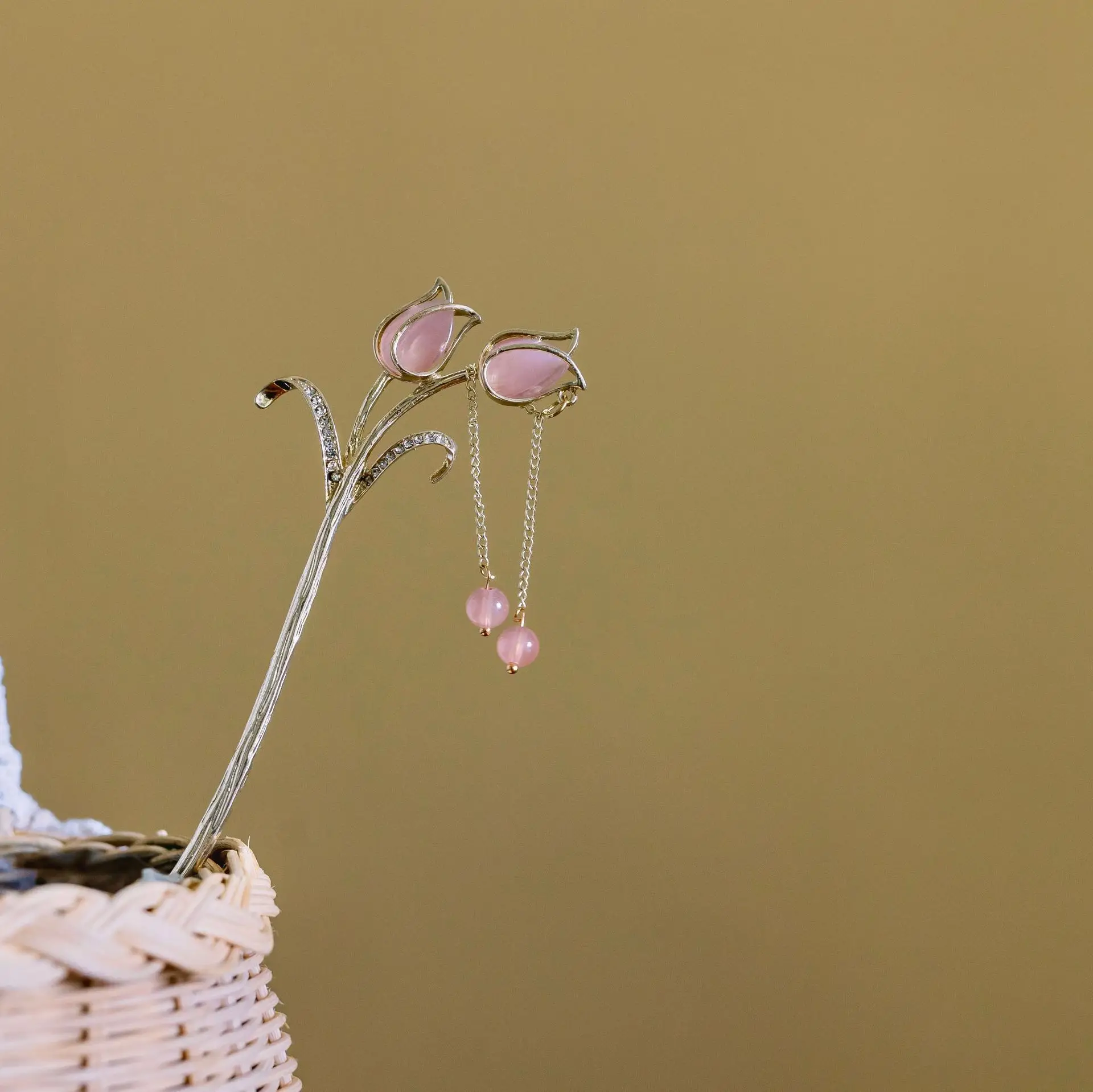 Ancient White Wax Shake Tassel Hairpin for Women - Image 14