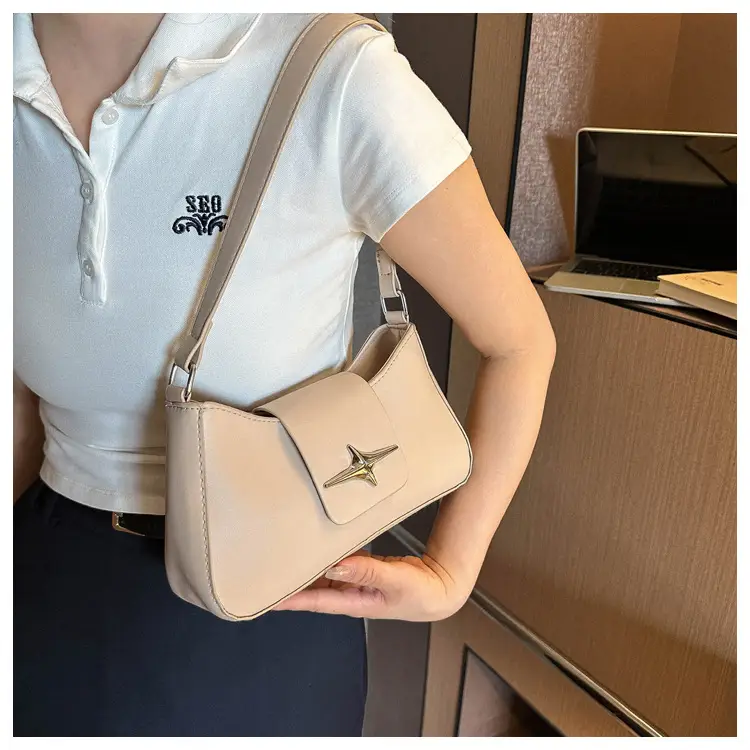 2023 New High Shoulder Messenger Bag Brown — feature 21