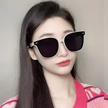 Square Face Sunglasses for Men Women High End Modern Design — feature 8