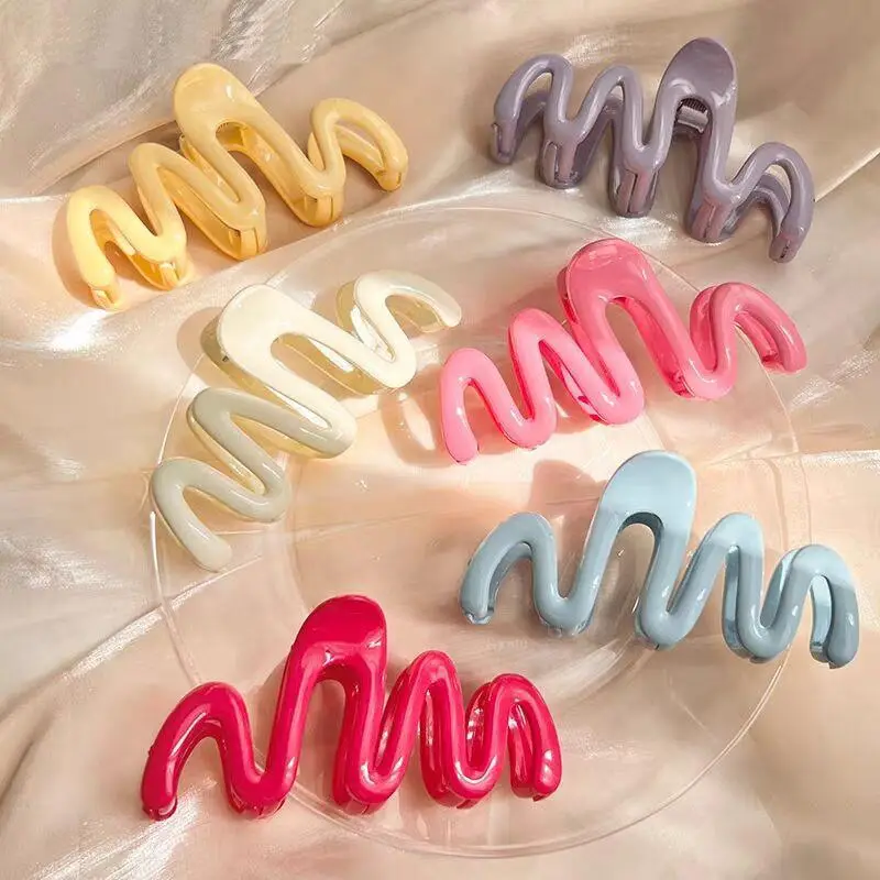 Milk Brown Shark Clip Hairpin for Women — feature 23