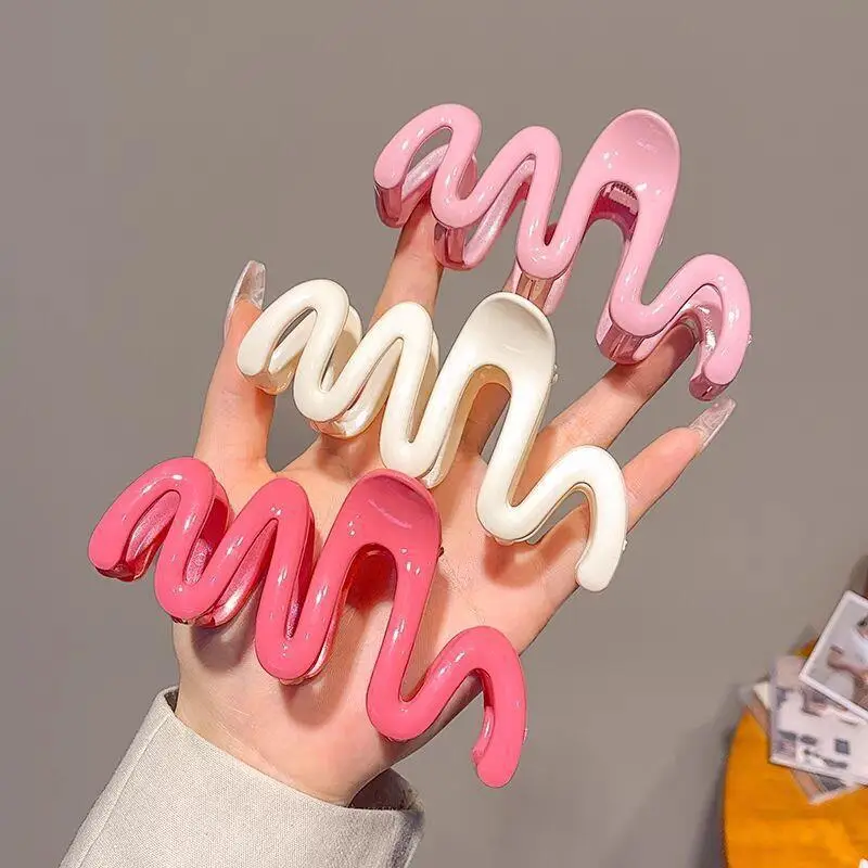 Milk Brown Shark Clip Hairpin for Women — feature 24