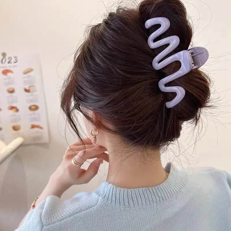 Milk Brown Shark Clip Hairpin for Women — feature 28