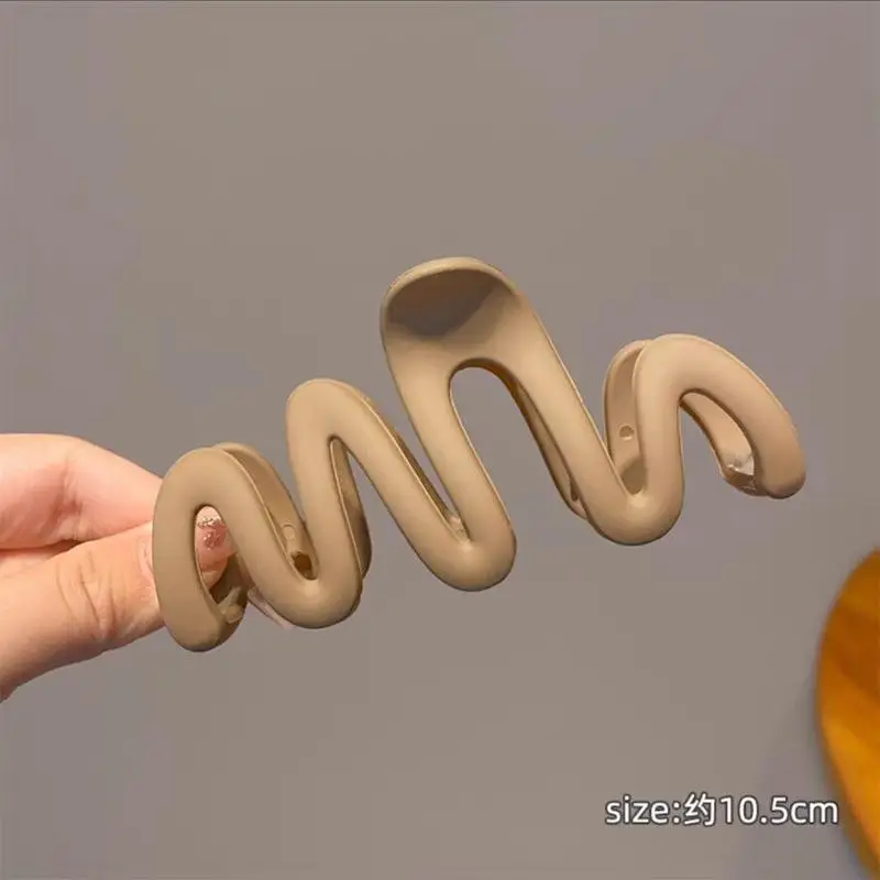 Milk Brown Shark Clip Hairpin for Women — feature 37