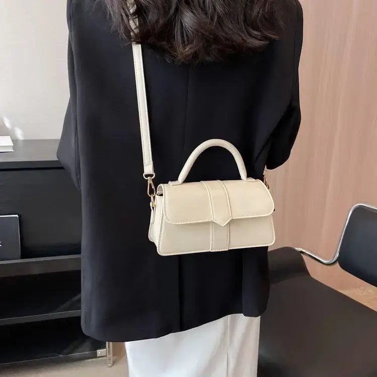 2023 New Women's Cream White Shoulder Bag