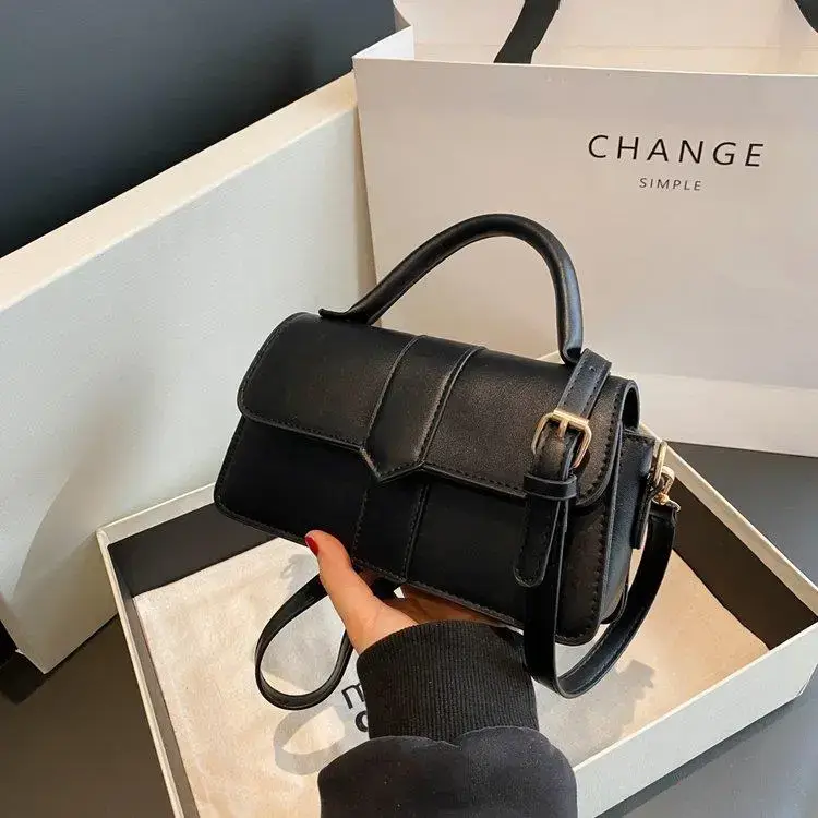 2023 New Women's Cream White Shoulder Bag
