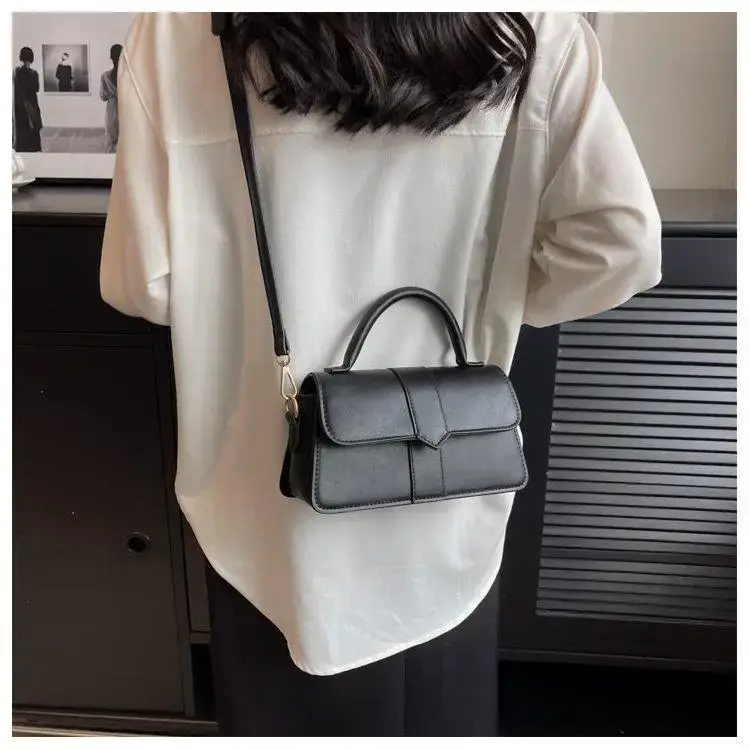 2023 New Women's Cream White Shoulder Bag — feature 15