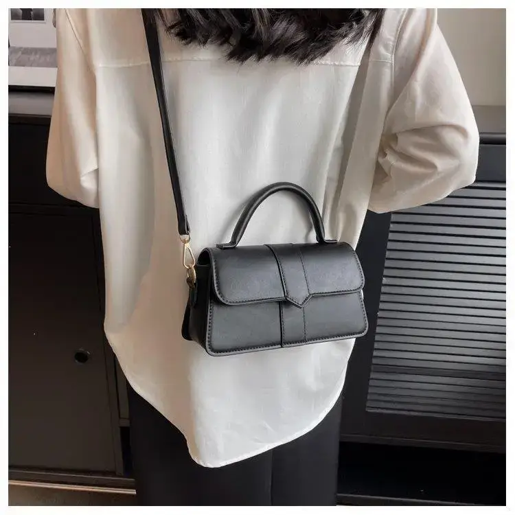 2023 New Women's Cream White Shoulder Bag — feature 16