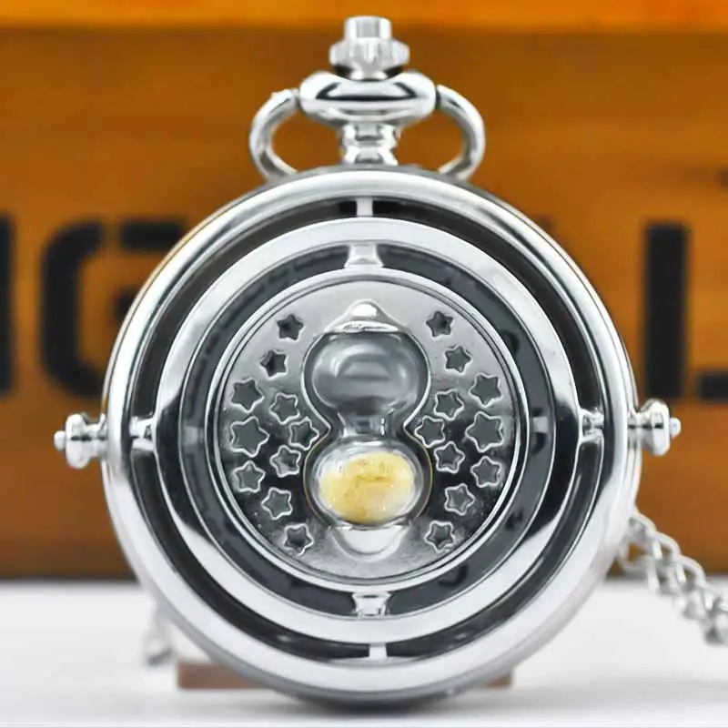 Gold Hollow Funnel Pocket Watch with Star Design — feature 12