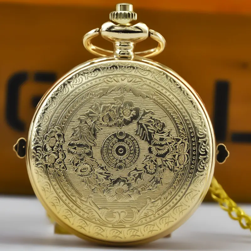 Gold Hollow Funnel Pocket Watch with Star Design — feature 4