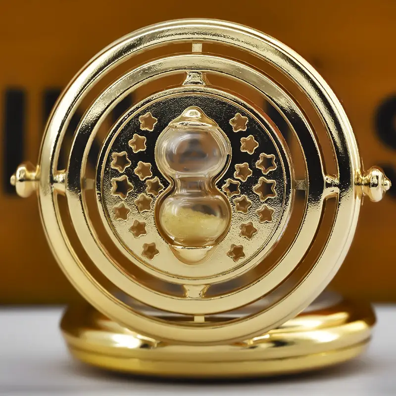 Gold Hollow Funnel Pocket Watch with Star Design — feature 5
