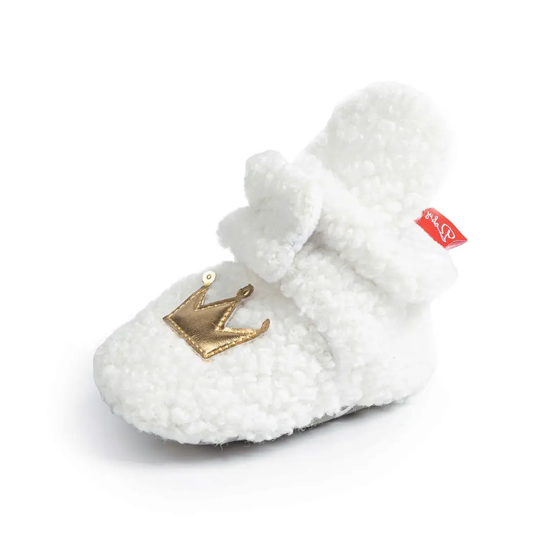 Cross-border autumn and winter New toddler shoes plus velvet baby shoes 0-1 years old soft bottom baby shoes do not drop shoes baby shoes