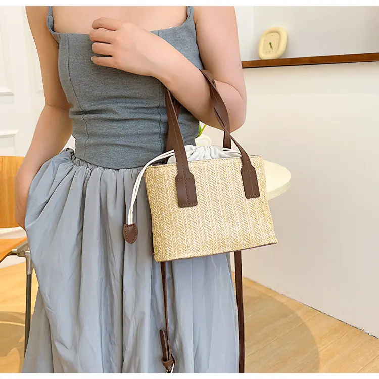 Women's Woven Shoulder Bag Large Capacity Korean Style — feature 15