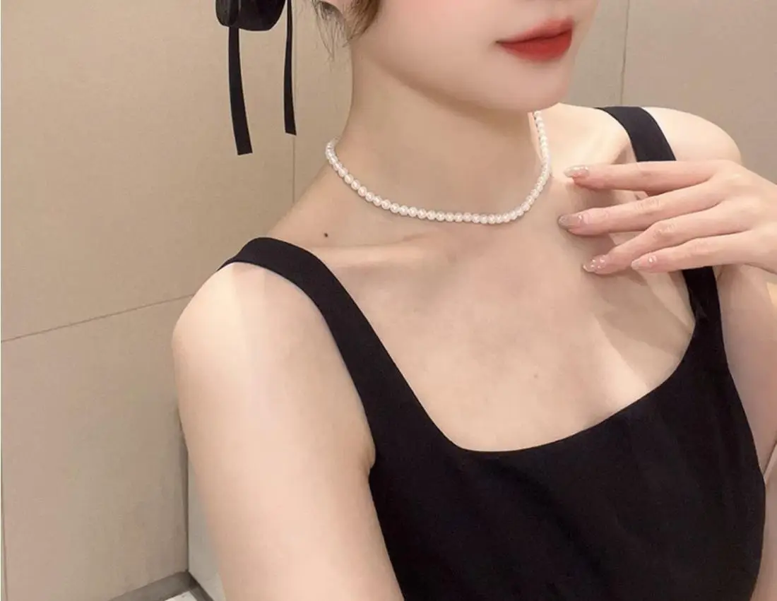 White Bow Hairpin for Women's Back of Head 2025 — feature 12