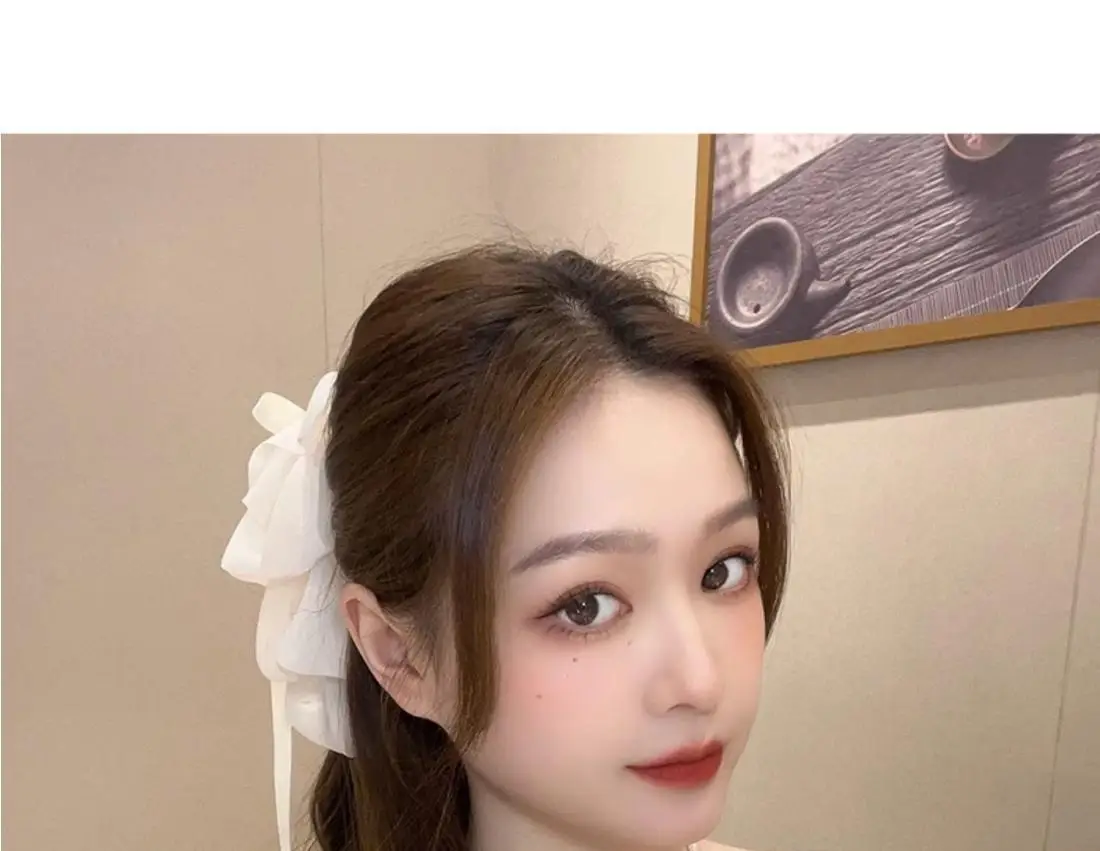 White Bow Hairpin for Women's Back of Head 2025 — feature 7