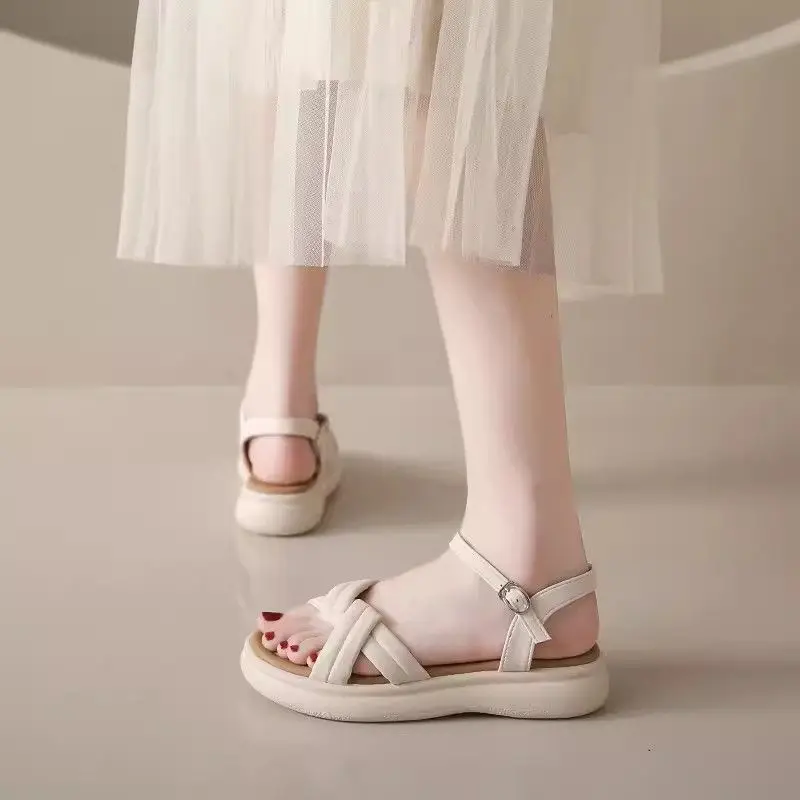 Flat Soft Bottom Beach Shoes with One-character Buckle 2023 Summer New Cross Strap Internet Celebrated Student Sandals Women's Roman Shoes - Image 4