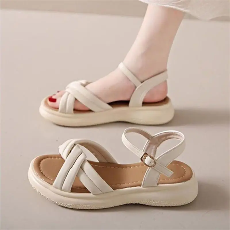 Flat Soft Bottom Beach Shoes with One-character Buckle 2023 Summer New Cross Strap Internet Celebrated Student Sandals Women's Roman Shoes - Image 2