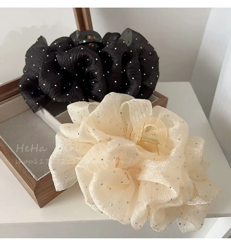 Double-Sided Cloud Bubble Hair Clip for Women — feature 3