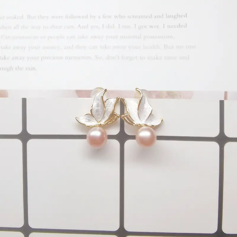 S925 Silver Pearl Butterfly Earrings Small — feature 12