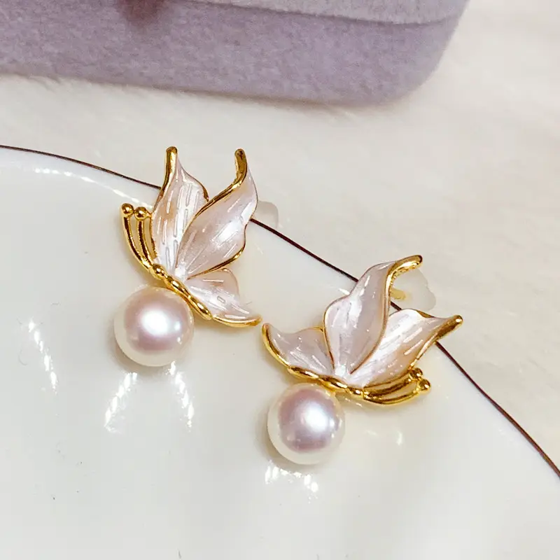S925 Silver Pearl Butterfly Earrings Small — feature 6