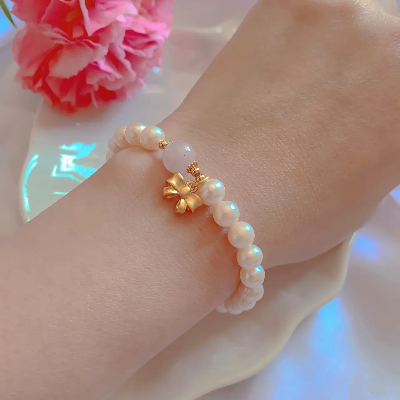 14K Gold Pearl Bracelet with Green Crystal Accents - Image 12