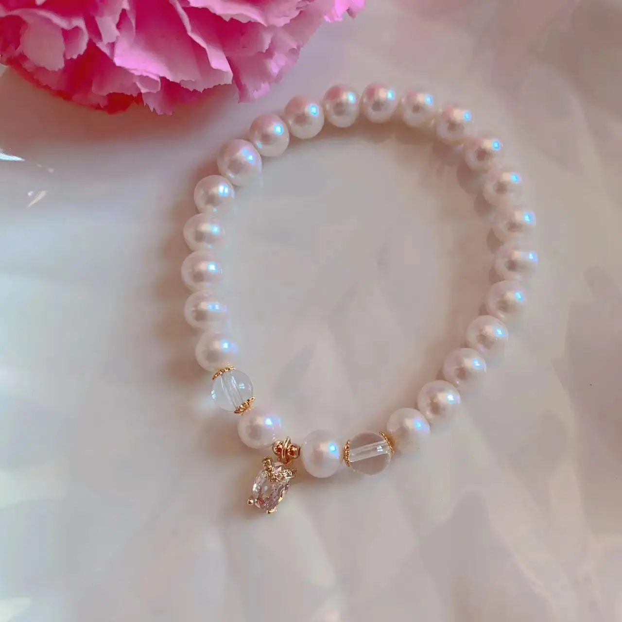 14K Gold Pearl Bracelet with Green Crystal Accents - Image 5