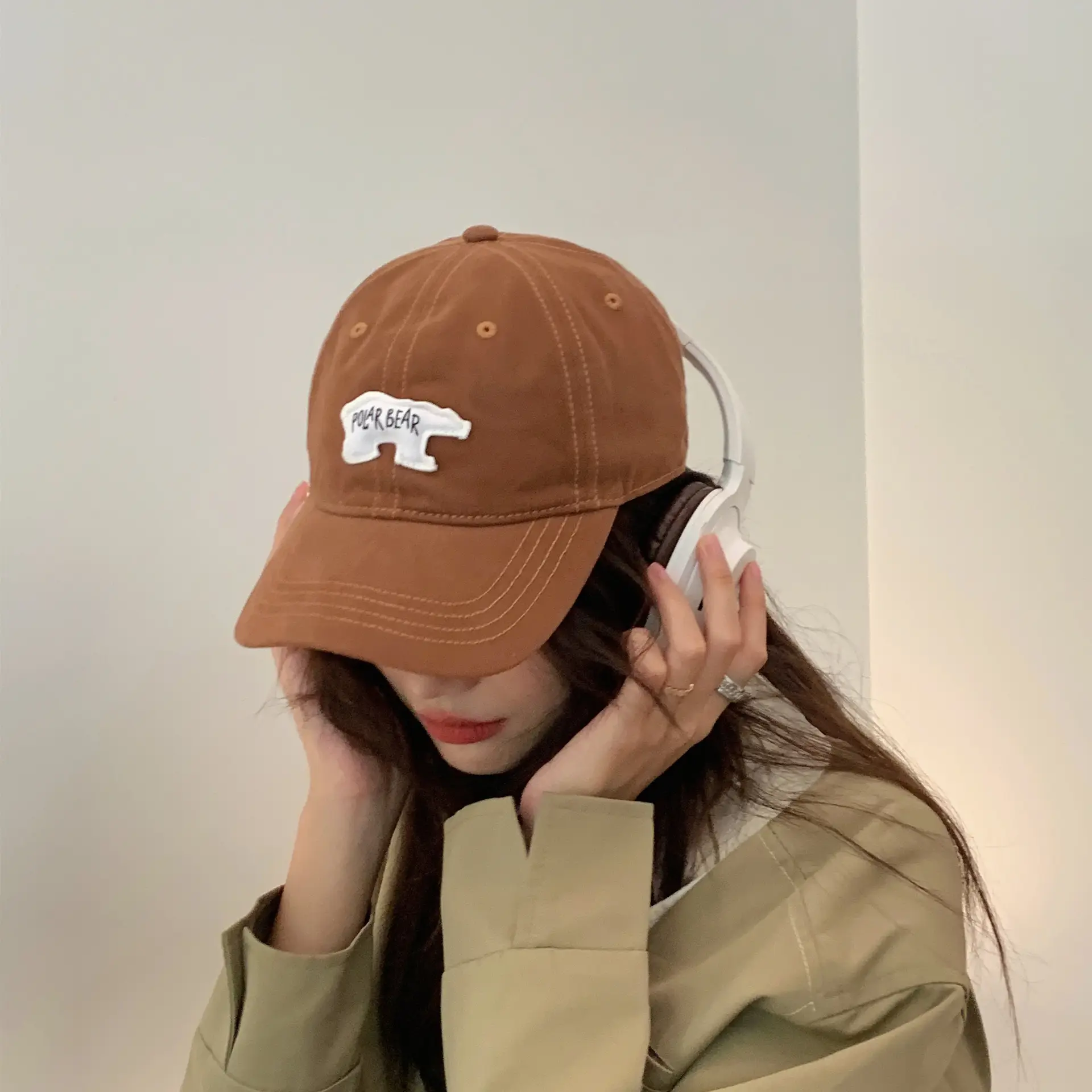 New Deepening Polar Bear 3D Patch Baseball Cap Female Brown - Image 8