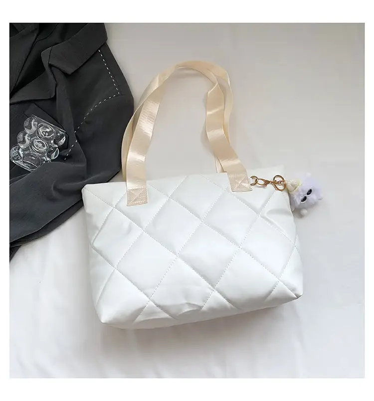 Black Quilted Women's Shoulder Bag 2023 New Style — feature 30