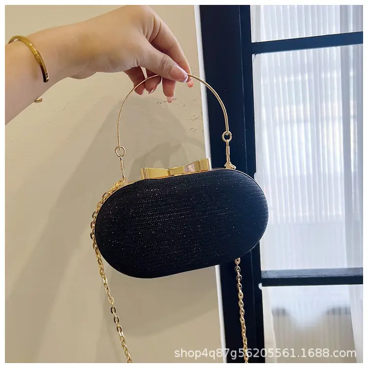 Pink Heart-Shaped Mini Chain Bag for Women — feature 12